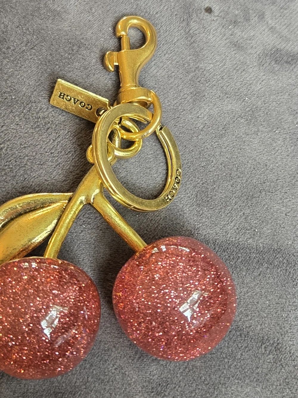 Glitter Cherry Keychain - Pink/Gold